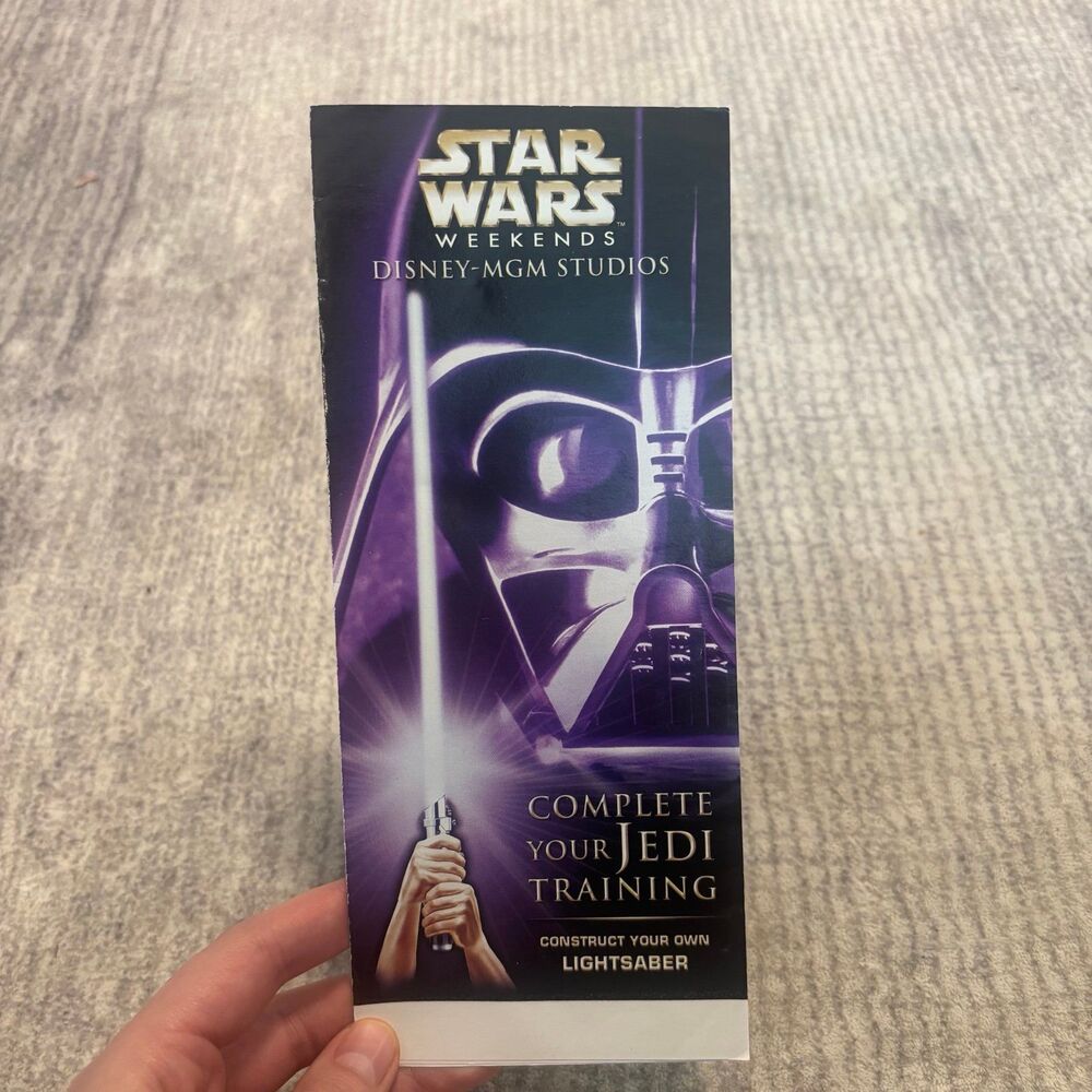 Star Wars Weekends 2006 Brochure - Complete Your Jedi Training Purple Lightsaber